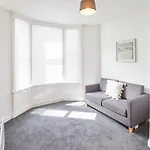 Apartment Host & - Queens Court