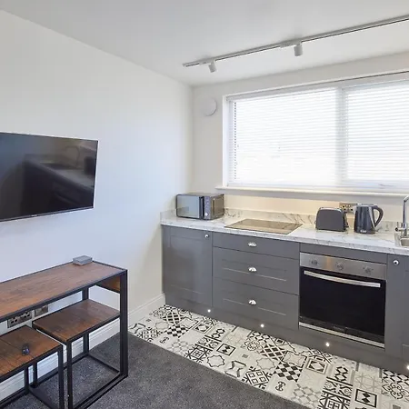 Host & - Queens Court Scarborough